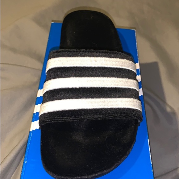 Adidas slides - Picture 5 of 5